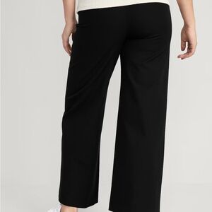 Old Navy Full Panel Wide Leg Maternity pants, size S